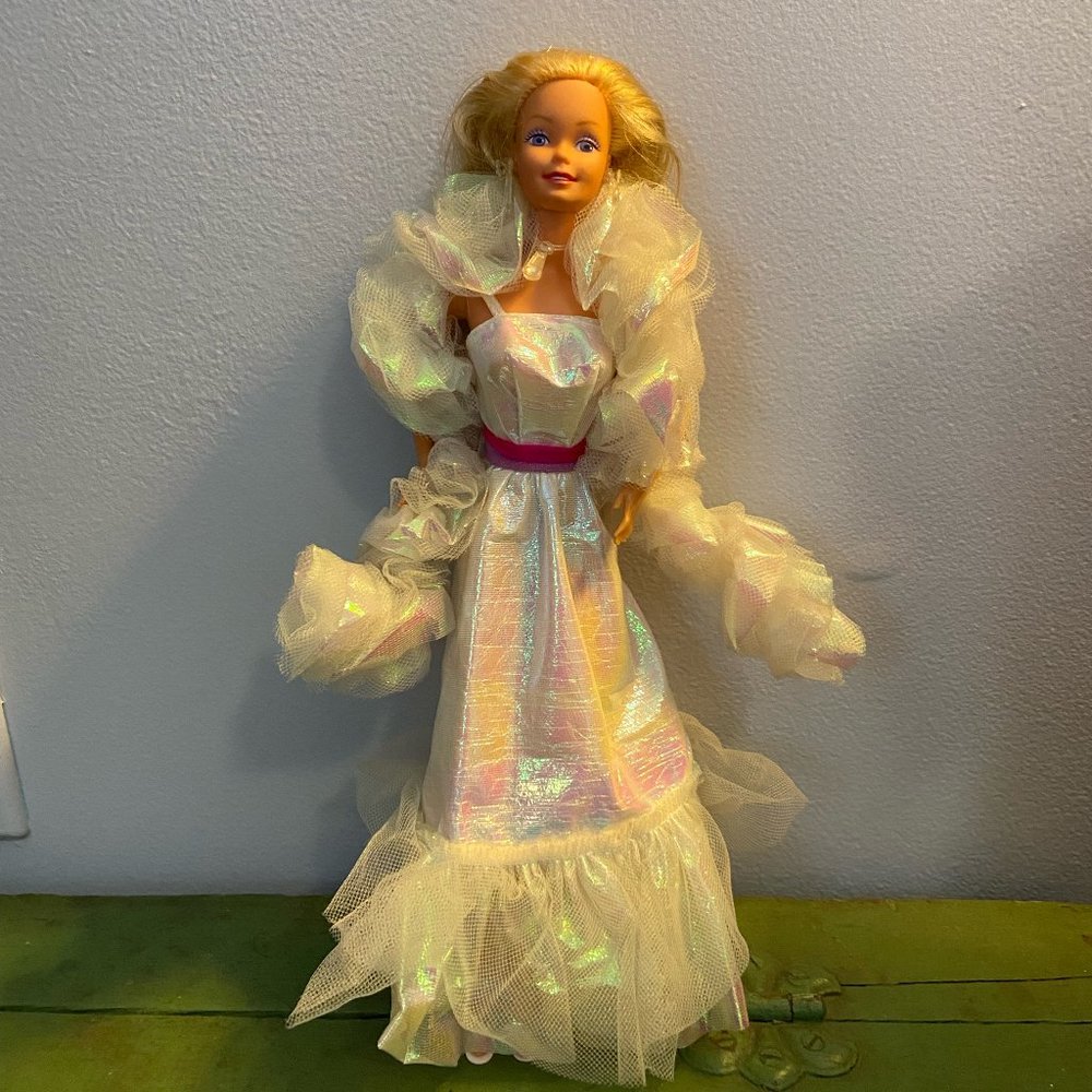 Vintage 1983 Crystal Barbie
